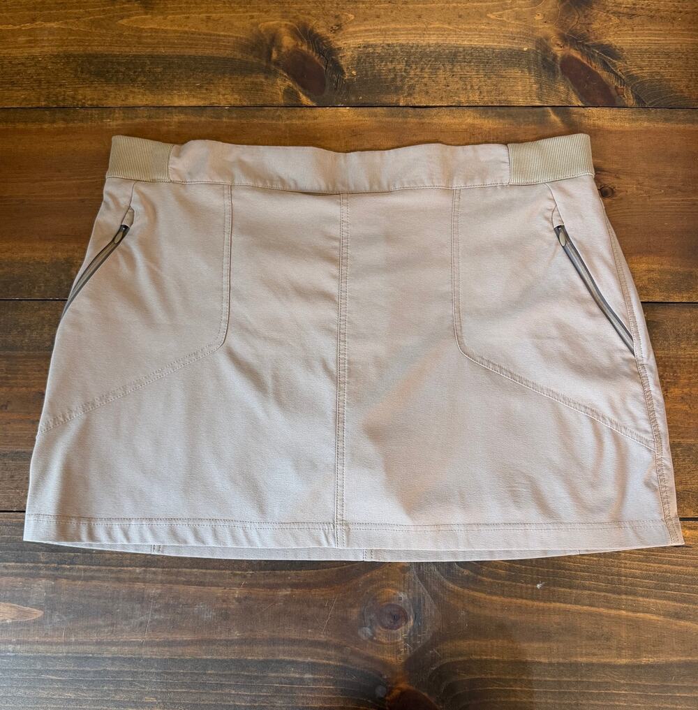 Columbia Beige Tan Skirt Skort Omni Shield Women's Plus Size 2X Hiking Outdoors